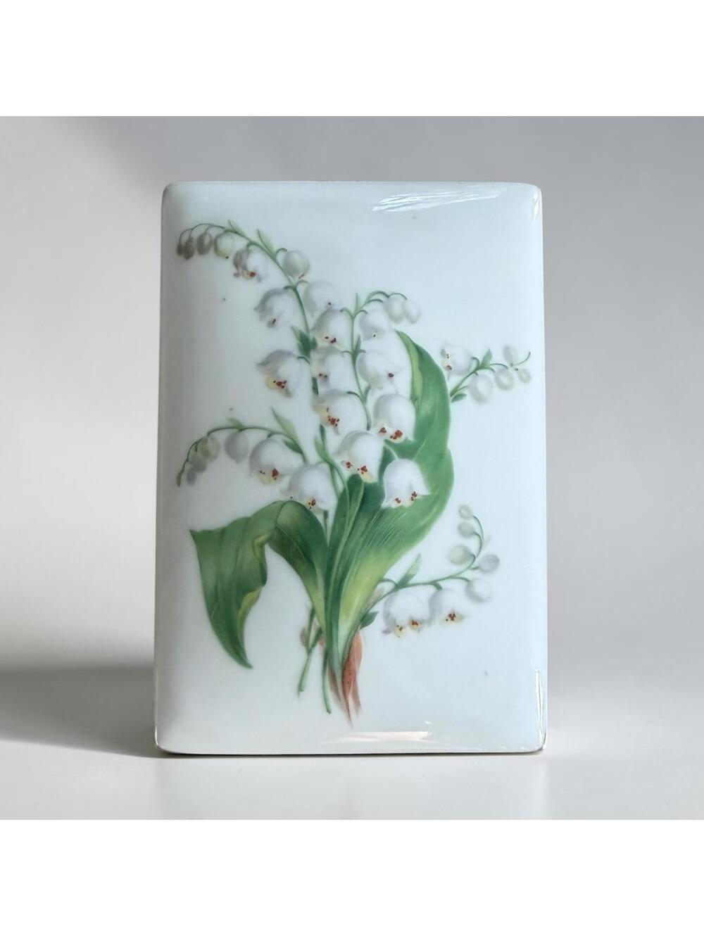 Limoges France Handpainted Porcelain Jewelry Trinket Box